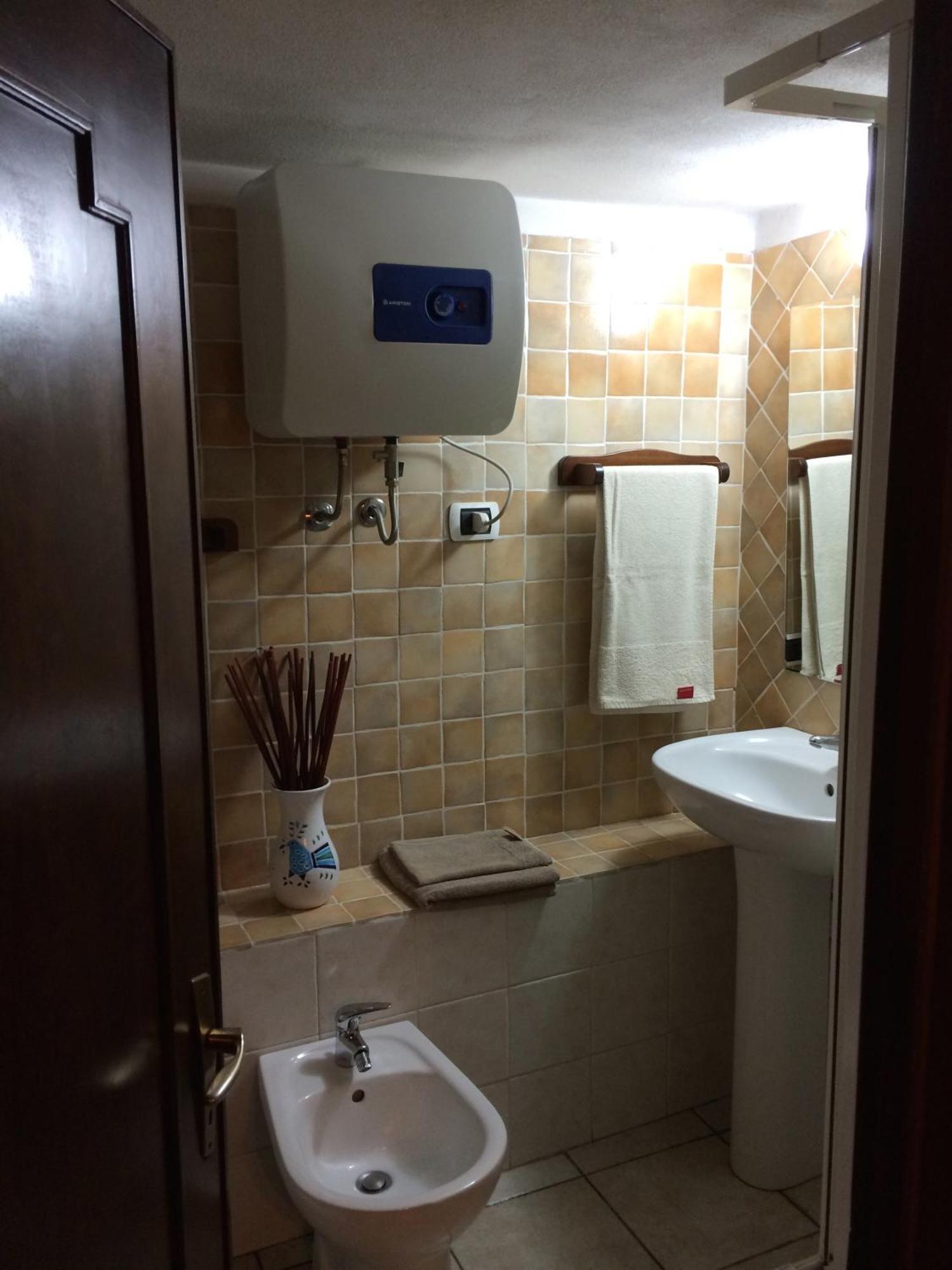 Suite Dreams Cagliari Loft Esterno foto